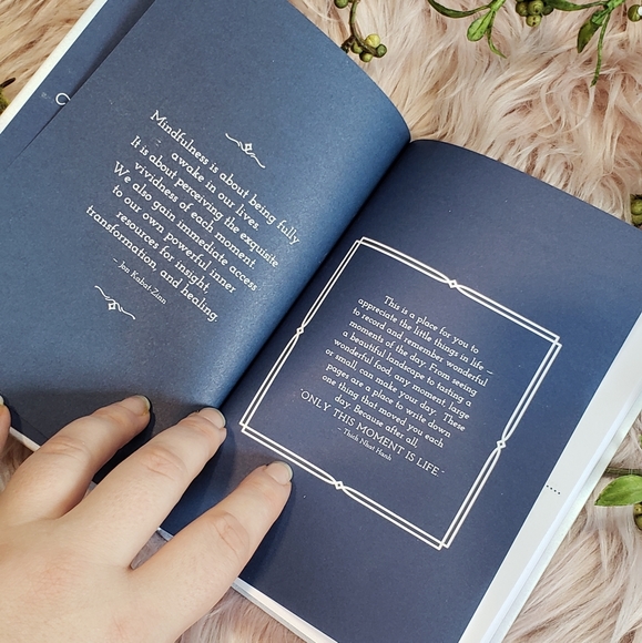 Guided Daily Journal Be Calm Mindfulness Journal - Picture 4 of 7